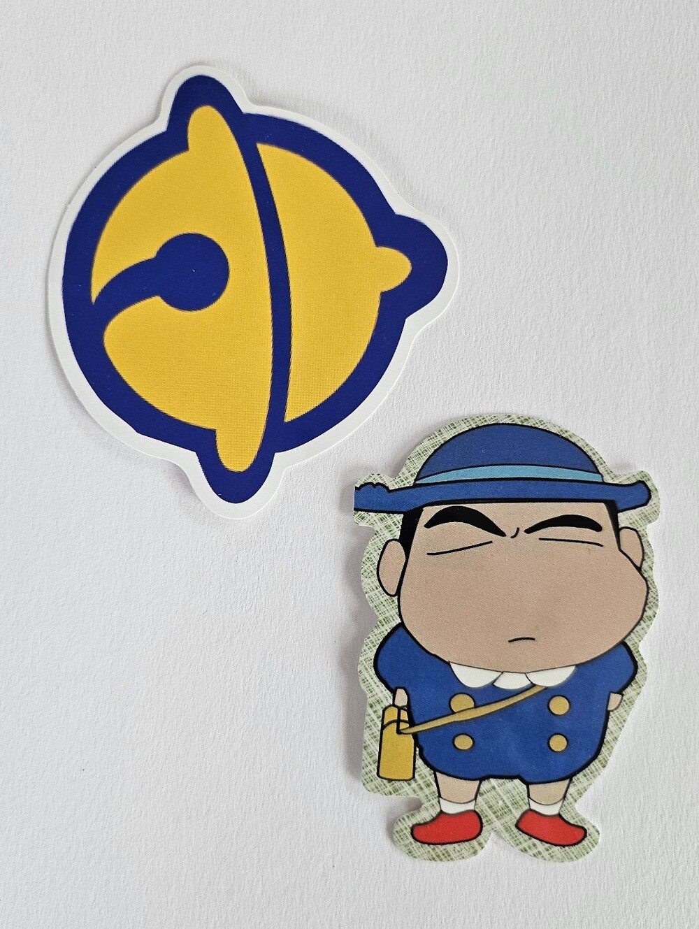 Crayon shin chan and Doraemons bell skateboard sticker, laptop sticker. Shin in